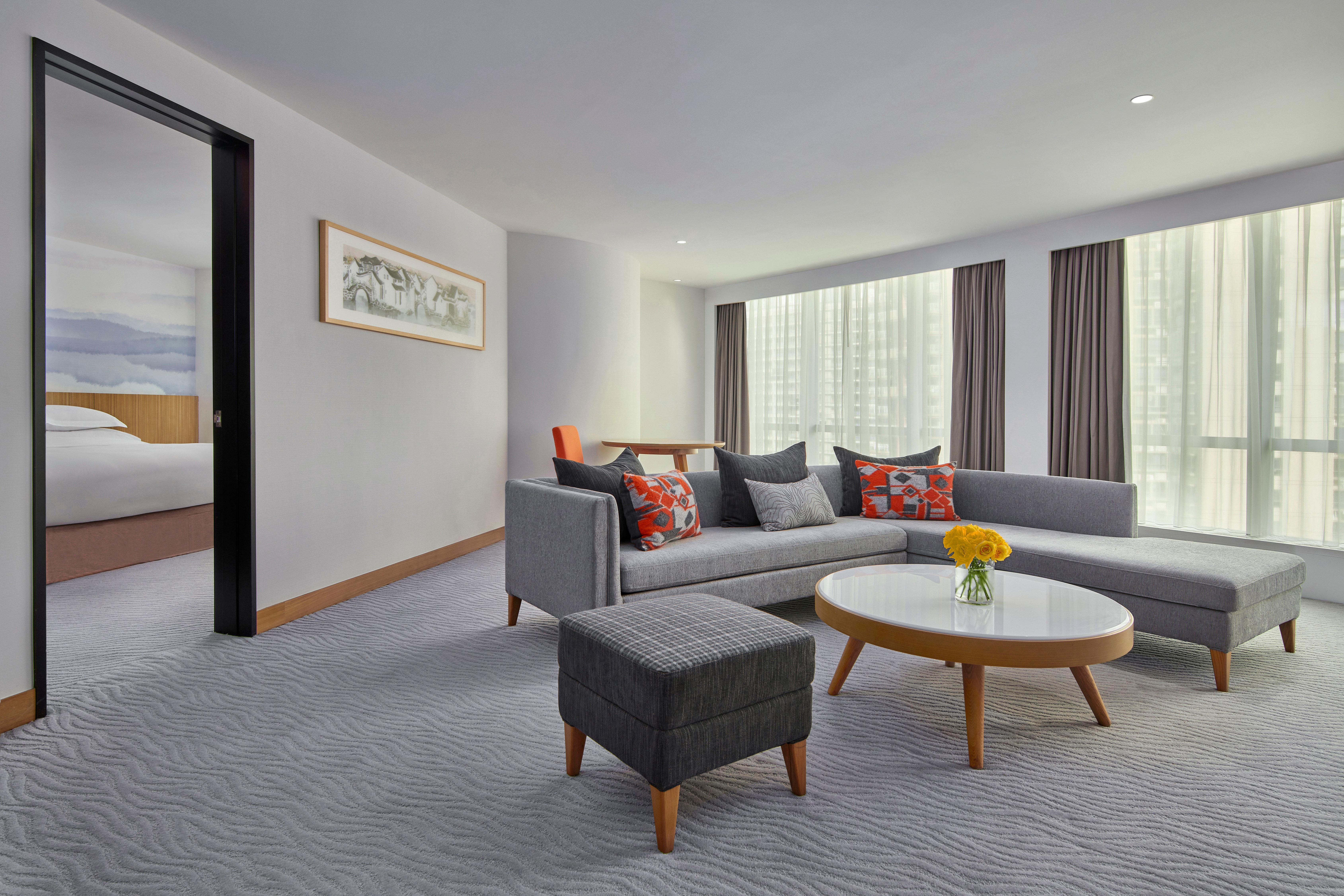 Crowne Plaza Zhuhai City Center By Ihg - Offers Free One-Way Shuttle To Chimelong Ocean Kingdom Exterior foto
