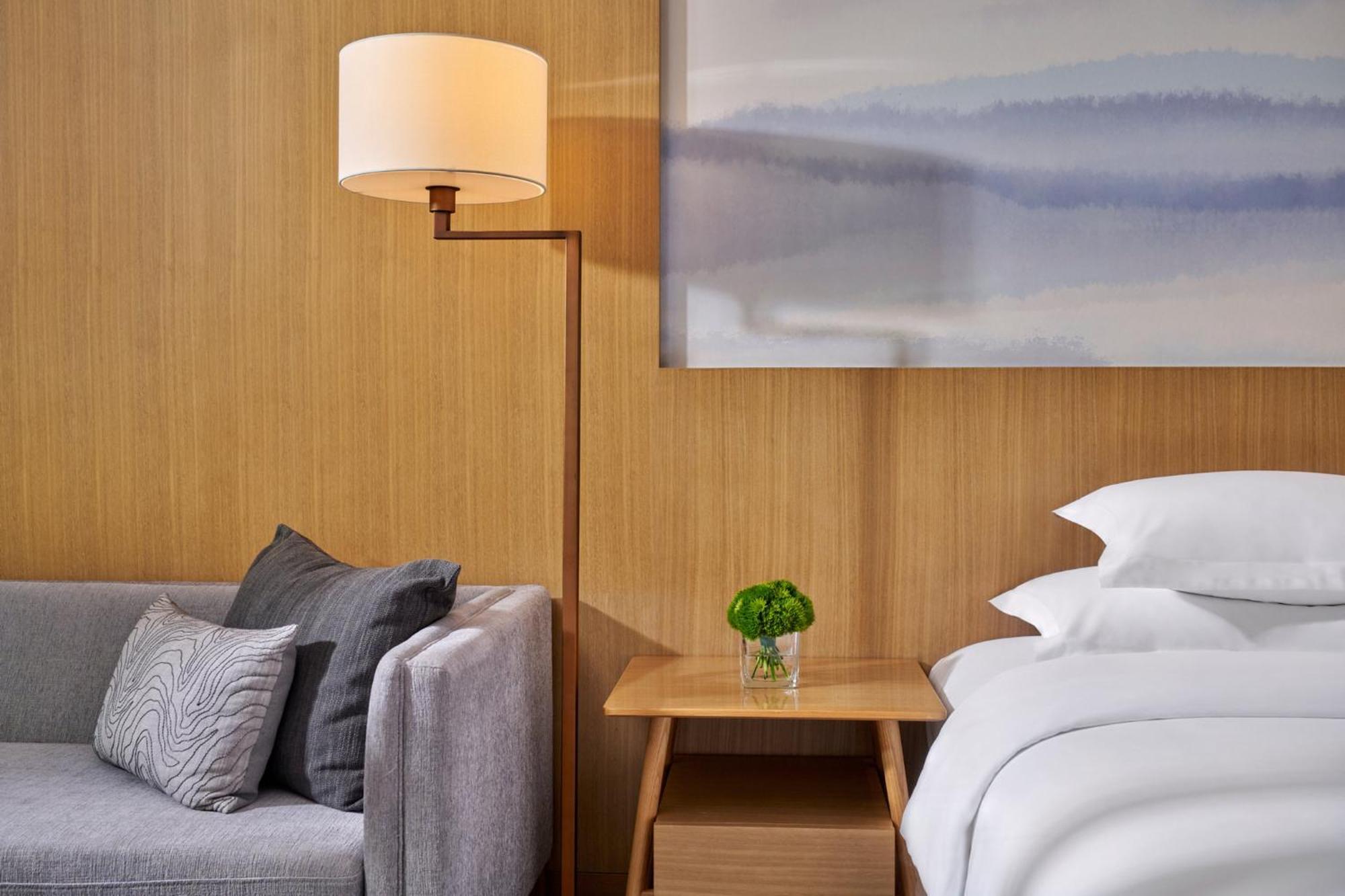 Crowne Plaza Zhuhai City Center By Ihg - Offers Free One-Way Shuttle To Chimelong Ocean Kingdom Exterior foto